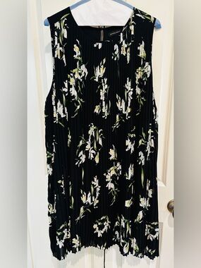 Banana Republic Black Floral Sleeveless Maxi